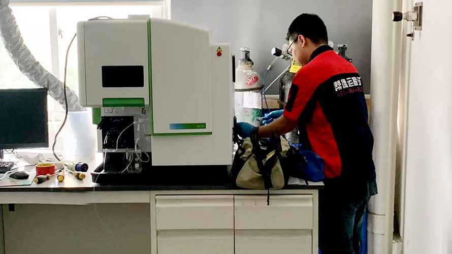 深圳搬廠公司搬紅外光譜儀的注意事項(xiàng)